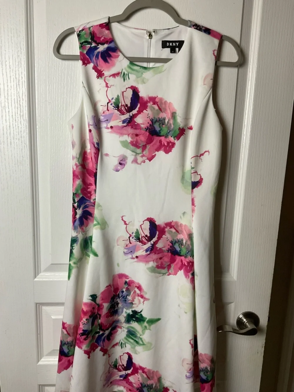 DKNY White Floral Sleeveless Fit & Flare Dress Size 6 - Picture 2 of 10